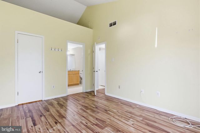 208 DEVON WAY, Levittown, PA 19057