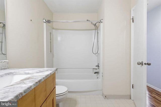 208 DEVON WAY, Levittown, PA 19057