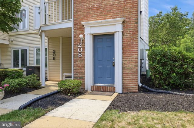 208 DEVON WAY, Levittown, PA 19057