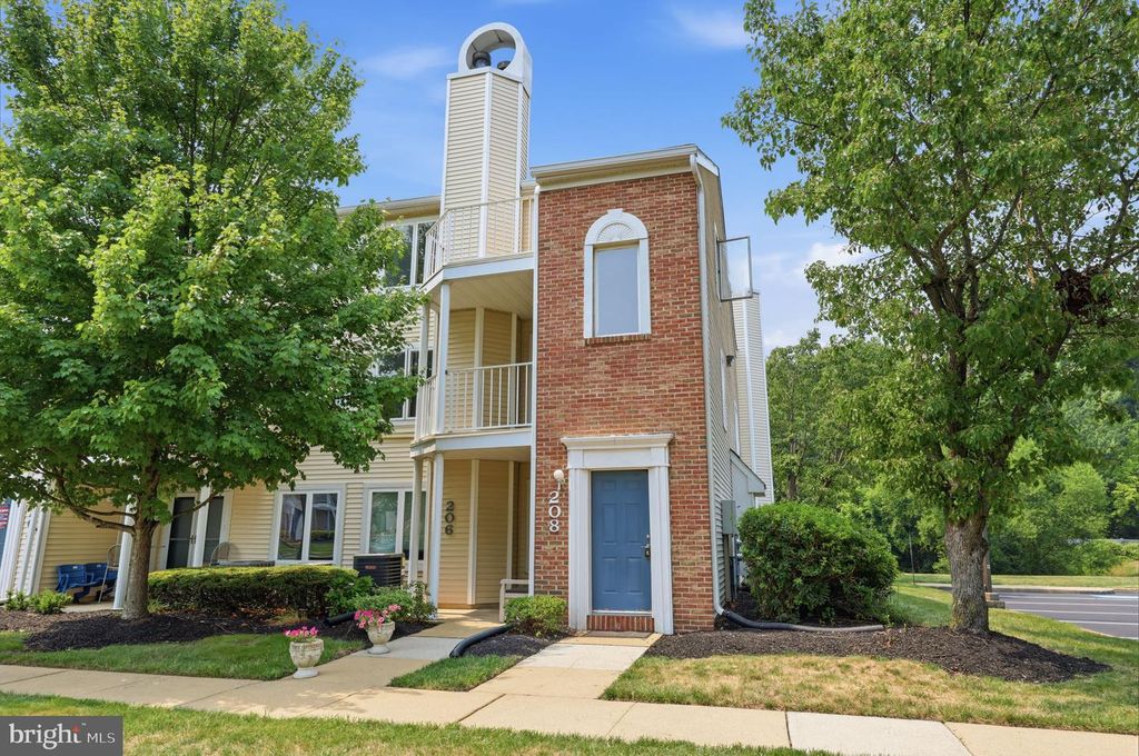 208 DEVON WAY, Levittown, PA 19057