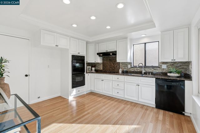 1003 Northoak Dr, Walnut Creek, CA 94598