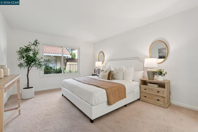 1003 Northoak Dr, Walnut Creek, CA 94598