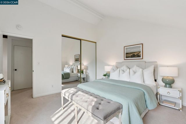 1003 Northoak Dr, Walnut Creek, CA 94598