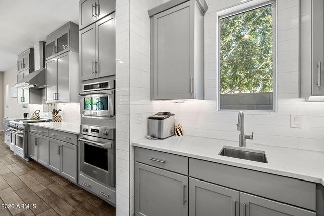 1170 E KENSINGTON Road, Gilbert, AZ 85297