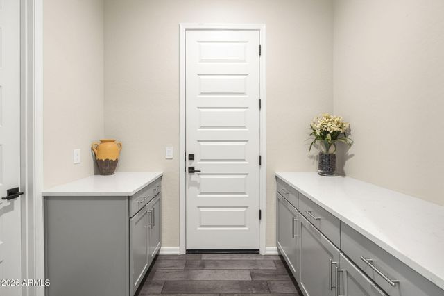 1170 E KENSINGTON Road, Gilbert, AZ 85297