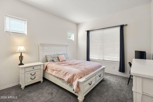 1170 E KENSINGTON Road, Gilbert, AZ 85297