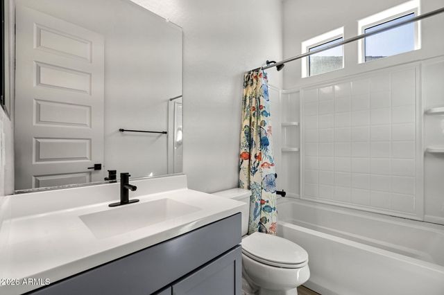 1170 E KENSINGTON Road, Gilbert, AZ 85297