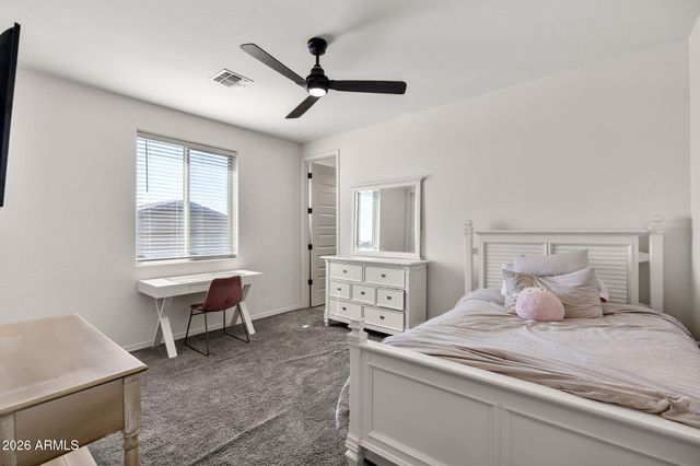 1170 E KENSINGTON Road, Gilbert, AZ 85297