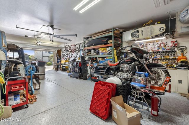 1170 E KENSINGTON Road, Gilbert, AZ 85297