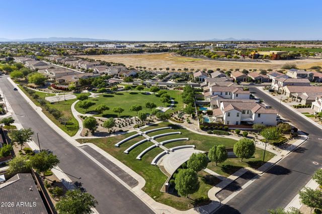 1170 E KENSINGTON Road, Gilbert, AZ 85297