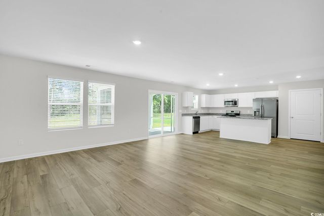 1113 Hainer Place Dr, Conway, SC 29526