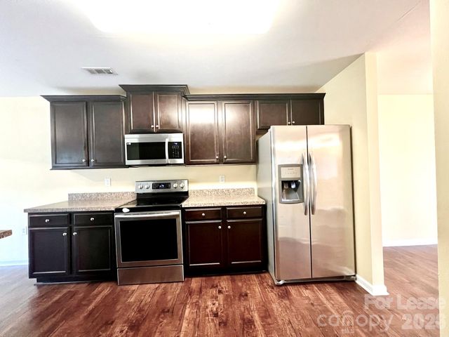 1243 Farm Branch Drive SW, Concord, NC 28027