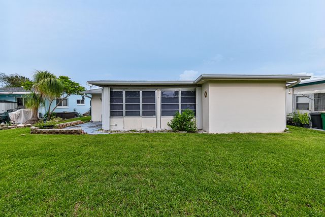 5717 NW 65TH Way, Tamarac, FL 33321
