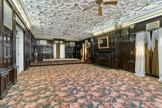 229 Ballantine Pkwy, Newark City, NJ 07104