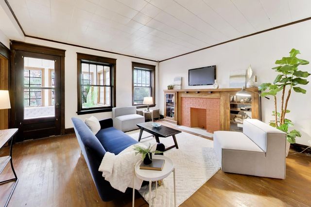 6108 S Kimbark Avenue 2E, Chicago, IL 60637