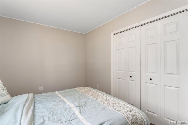 2378 Dawes Avenue, Shelby Twp, MI 48317