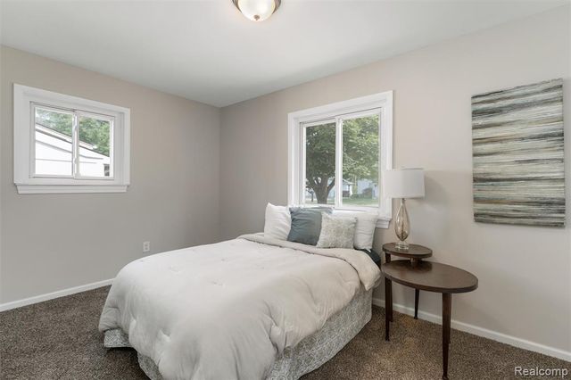 2378 Dawes Avenue, Shelby Twp, MI 48317