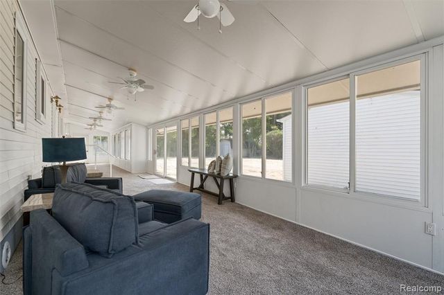 2378 Dawes Avenue, Shelby Twp, MI 48317