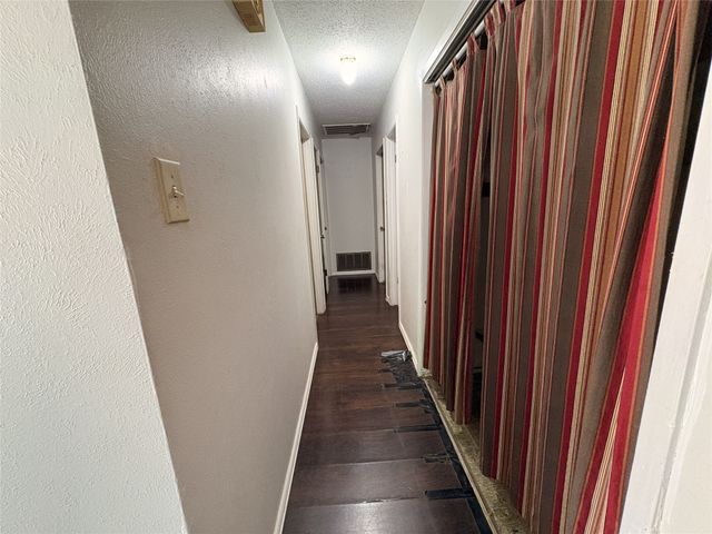 1829 S Center Street, Denison, TX 75021