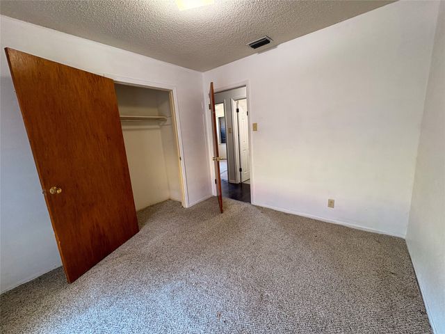 1829 S Center Street, Denison, TX 75021