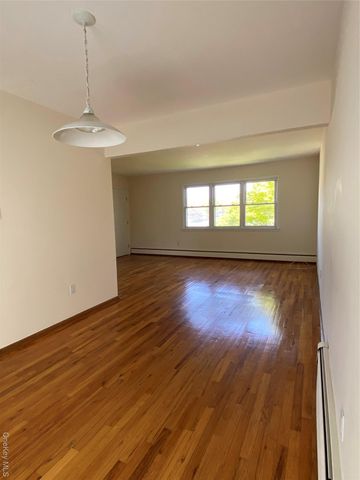 297 Fairfield Avenue, Carle Place, NY 11514