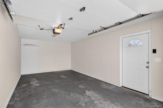 297 Fairfield Avenue, Carle Place, NY 11514