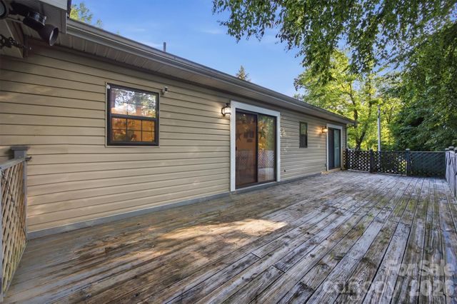 5513 Old Linville Road, Marion, NC 28752