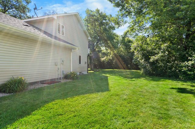 1432 Cloud Drive NE, Blaine, MN 55449