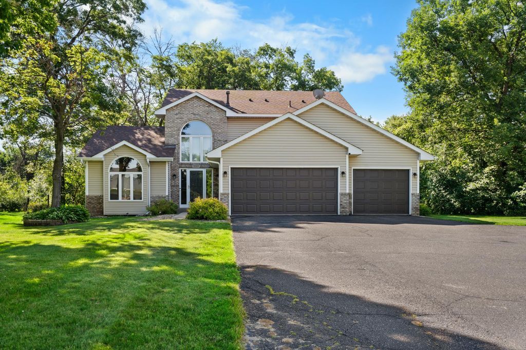 1432 Cloud Drive NE, Blaine, MN 55449