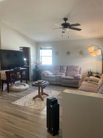 3002 Gilead Avenue, Zion, IL 60099