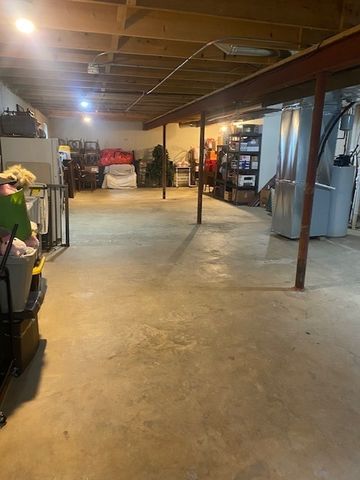3002 Gilead Avenue, Zion, IL 60099