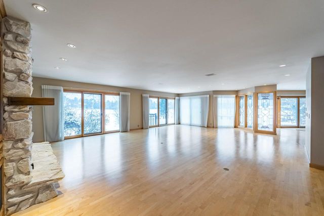 3325 DELLA STREET, Stevens Point, WI 54481