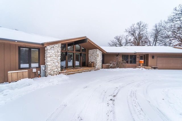 3325 DELLA STREET, Stevens Point, WI 54481