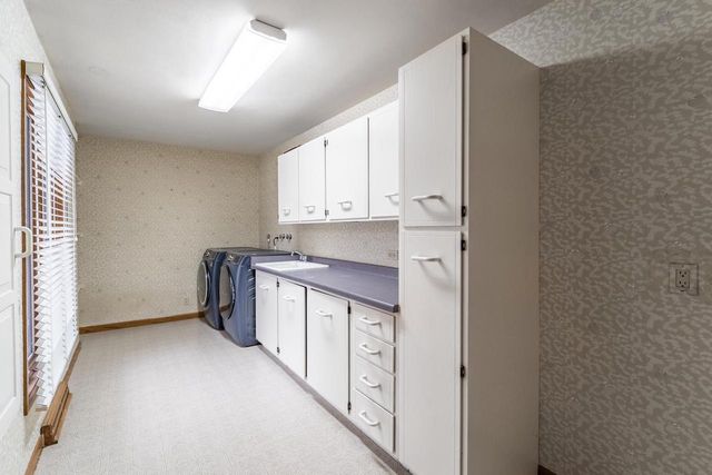 3325 DELLA STREET, Stevens Point, WI 54481