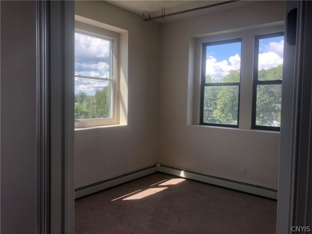 617 East Hiawatha Boulevard 6, Syracuse, NY 13208