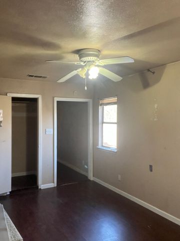 818 Inwood Drive, Mckinney, TX 75069