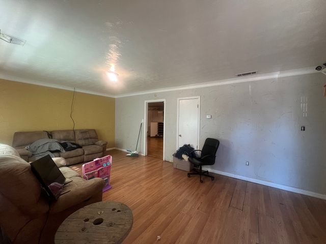 818 Inwood Drive, Mckinney, TX 75069