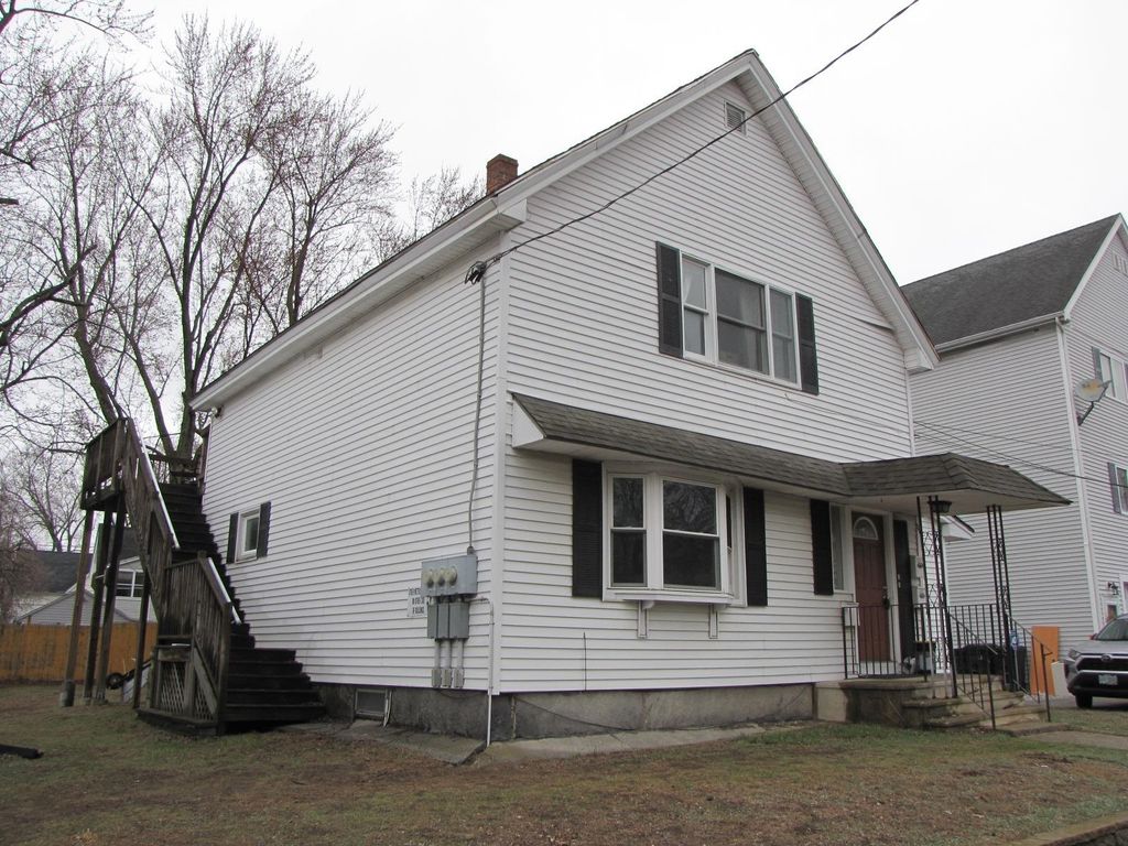 3 McIlvin St Apt B, Manchester, NH 03103