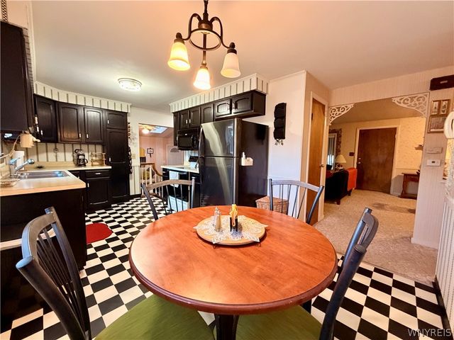 96 Della Drive, Lackawanna, NY 14218