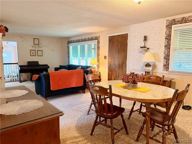 96 Della Drive, Lackawanna, NY 14218