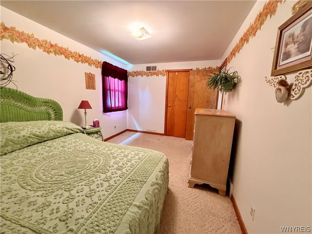 96 Della Drive, Lackawanna, NY 14218