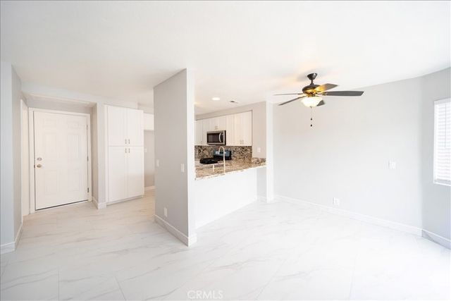 24687 New Haven, Murrieta, CA 92562