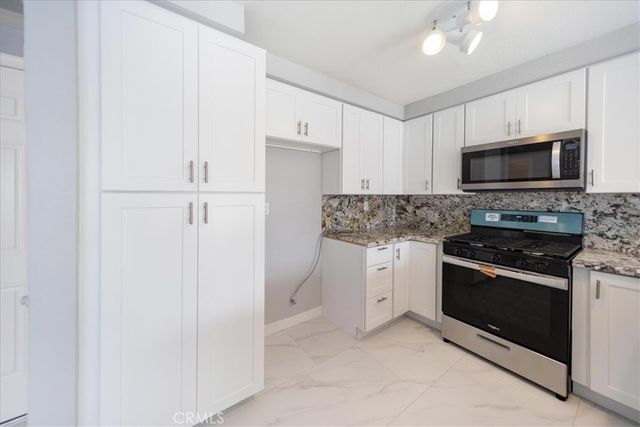 24687 New Haven, Murrieta, CA 92562