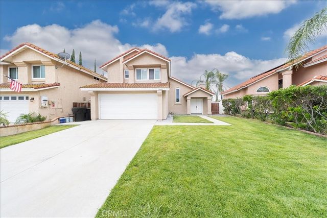 24687 New Haven, Murrieta, CA 92562