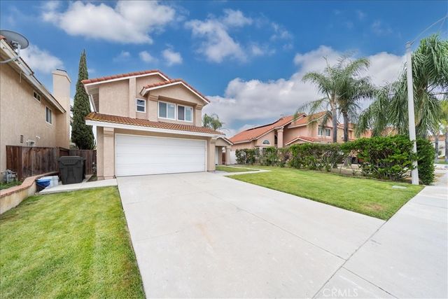 24687 New Haven, Murrieta, CA 92562