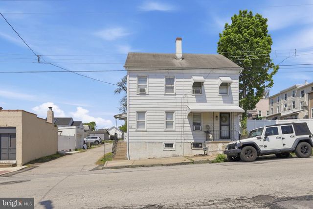 712 WELLS ST, Conshohocken, PA 19428