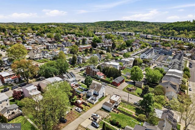 712 WELLS ST, Conshohocken, PA 19428