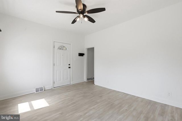 712 WELLS ST, Conshohocken, PA 19428
