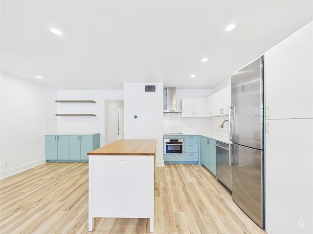 1208 Enfield RD 105, Austin, TX 78703