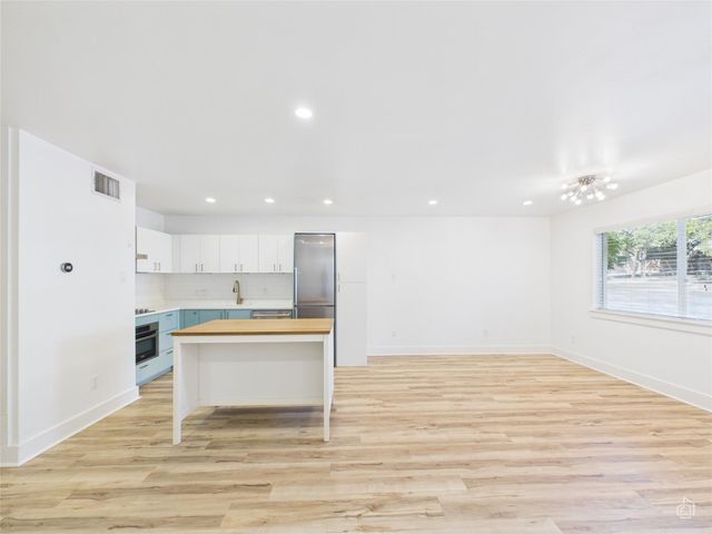 1208 Enfield RD 105, Austin, TX 78703